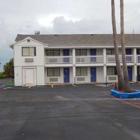 Motel 6 Portland Eksteriør billede