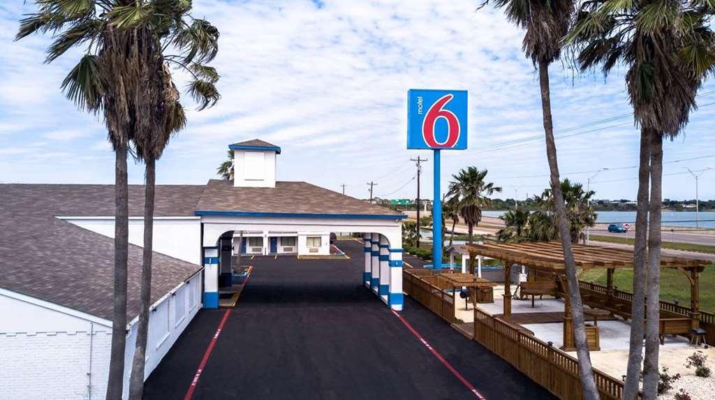 Motel 6 Portland Eksteriør billede
