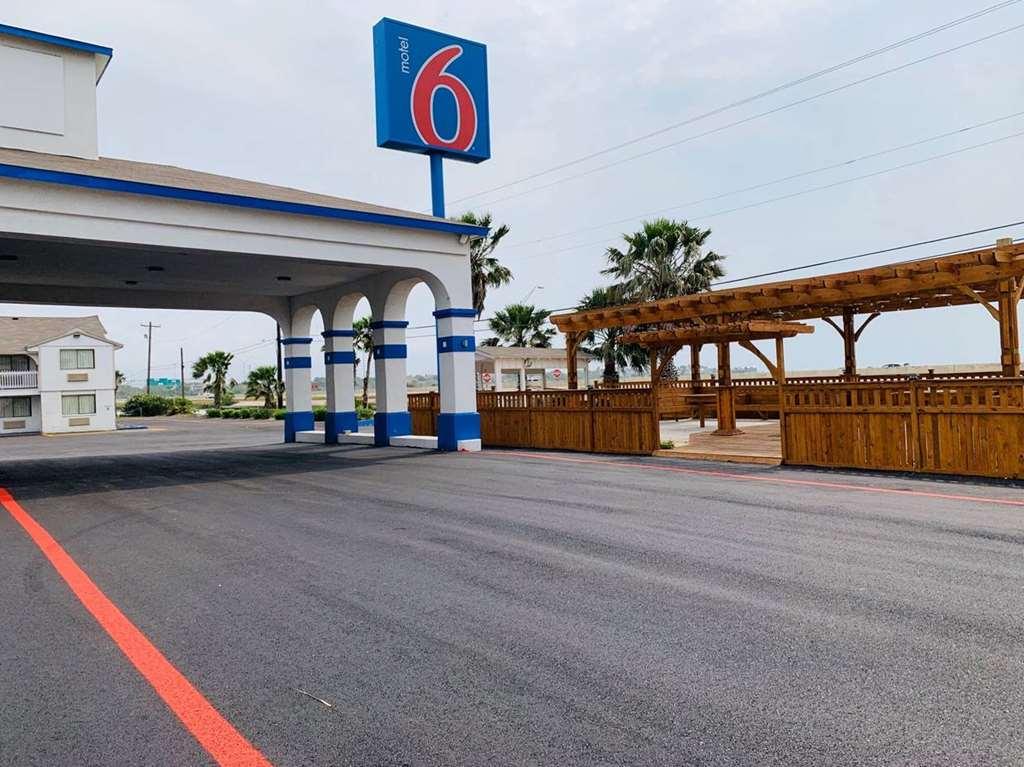 Motel 6 Portland Eksteriør billede